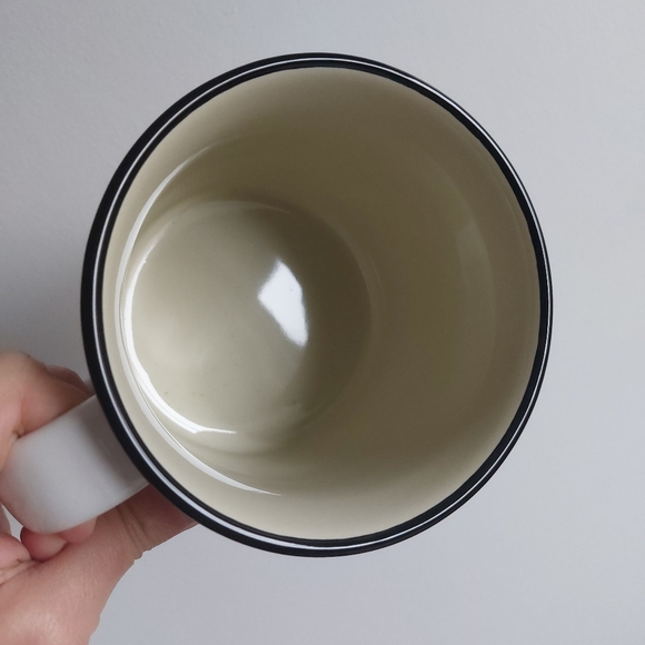 Hello Kitty Leopard Mug - Picture 4 of 8